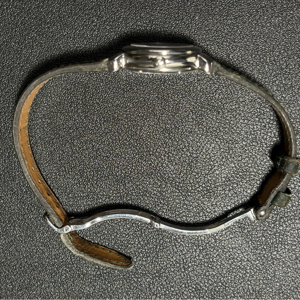 HERMES Kepler Authentic Auto Women Watch. Silver dial & Green Leather band. - Picture 10 of 16